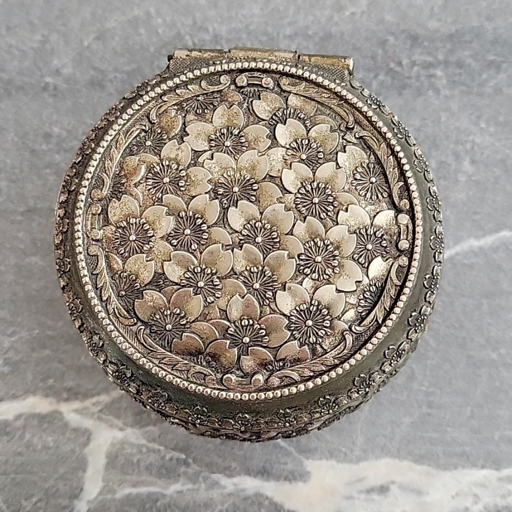 VINTAGE PEWTER TRINKET BOX MADE IN JAPAN